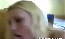 En fantastisk video til orgasme komplementerer et teenagepar blowjob, der blev filmet på webcam