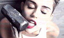 Adolescente quente Mileys safada em uma compilação quente
