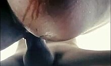 Ebony milf durva szexet él át HD videóban