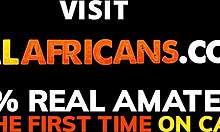 Първи опит на рогоносец на аматьорски черни двойки - истински африканци в действие