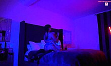 Daisy Foxxx'un amatör sevgilisiyle tutkulu ev yapımı seks videosu