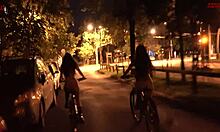 Najnovšie video spoločnosti Dollscults: Nuda jazda na bicykli na verejnosti