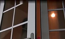 Amaterski videoposnetek fetiš tuša z zrelo rdečelaso MILF